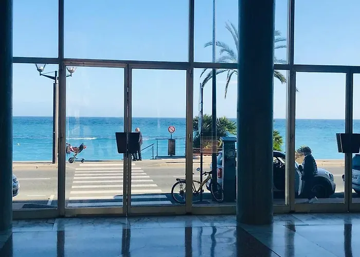 Les Jardins Du Bord De Mer, Studio, Parking, Piscine فندق *